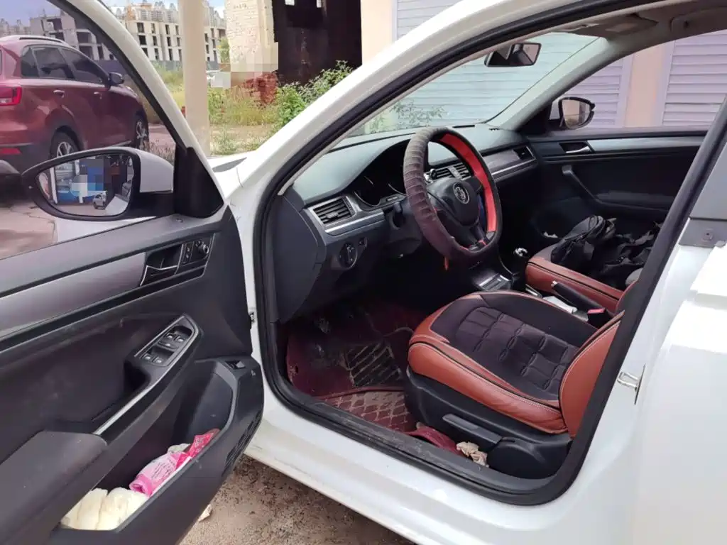 Volkswagen Bora — миниатюра 14