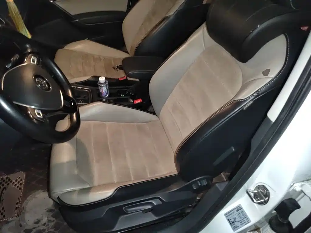 Volkswagen Golf — миниатюра 11