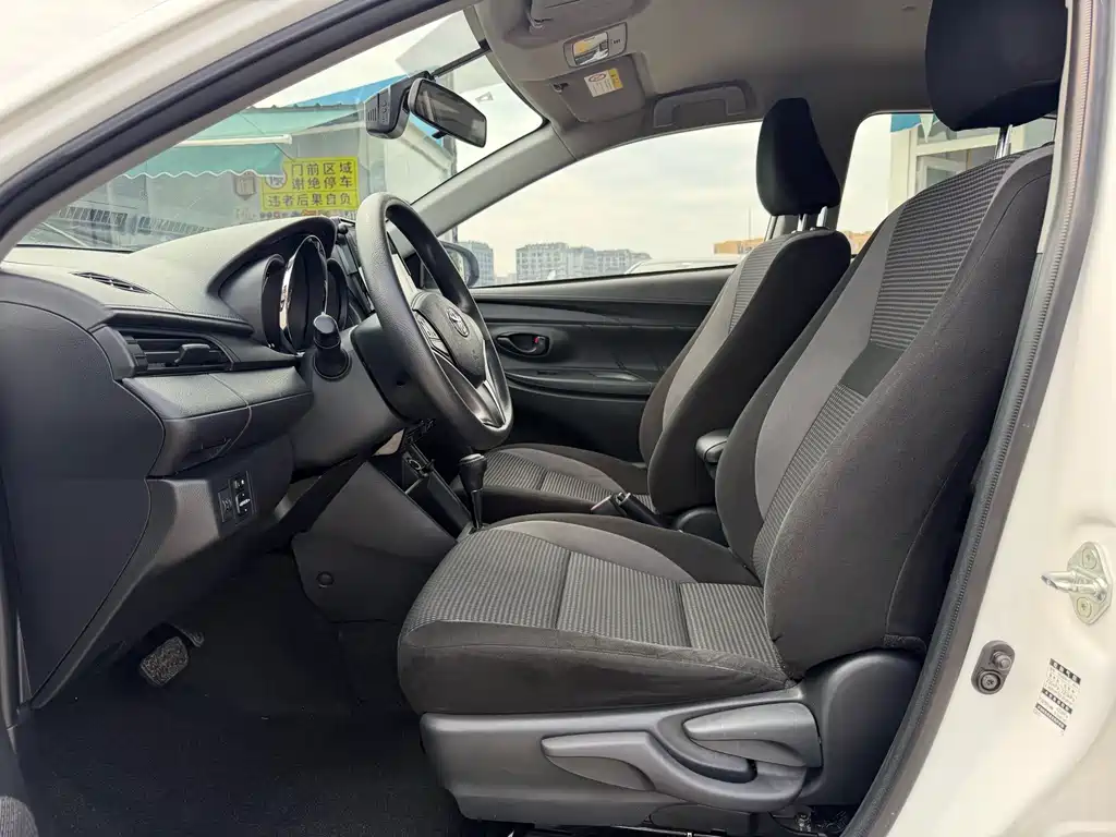 Toyota Vios — миниатюра 7