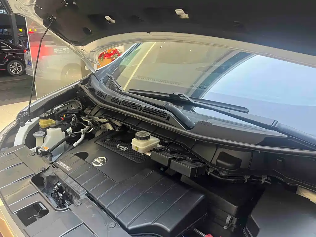 Nissan Quest — миниатюра 10