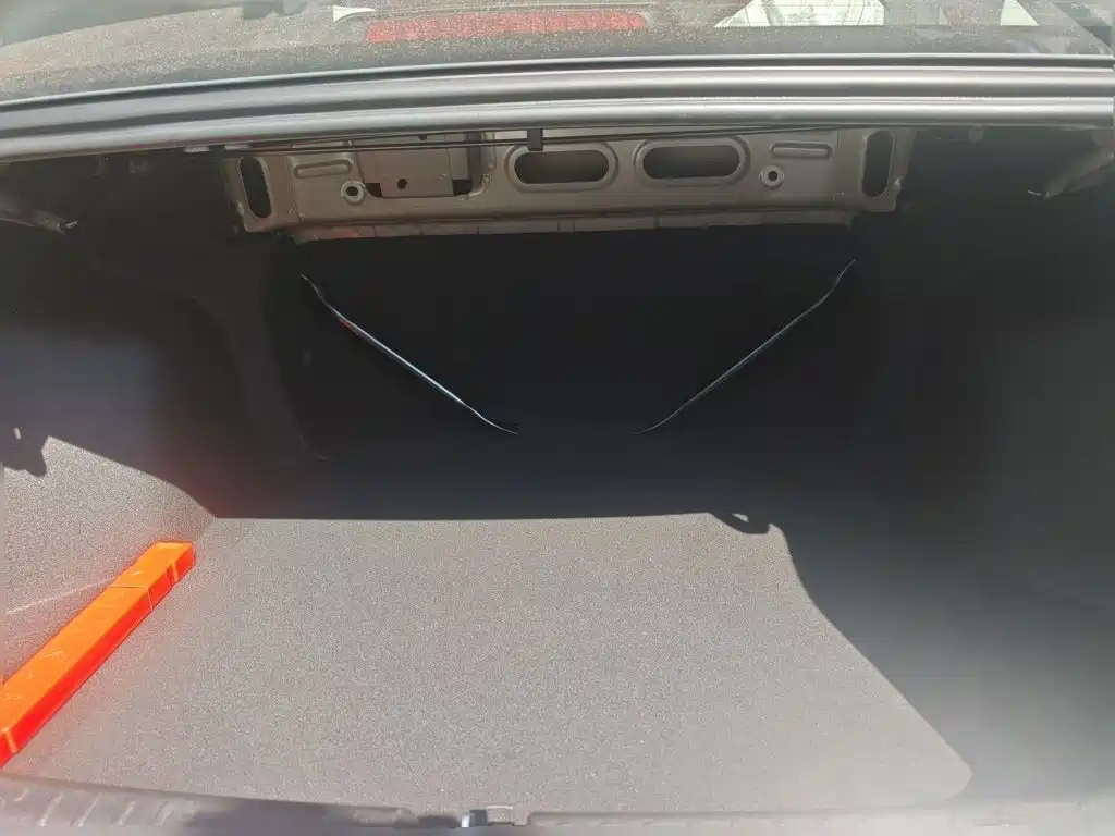 Geely Emgrand — миниатюра 20