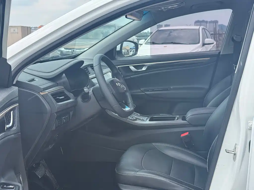 Geely Emgrand GL — миниатюра 4