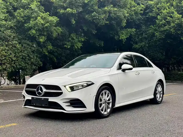MERCEDES BENZ A CLASS
