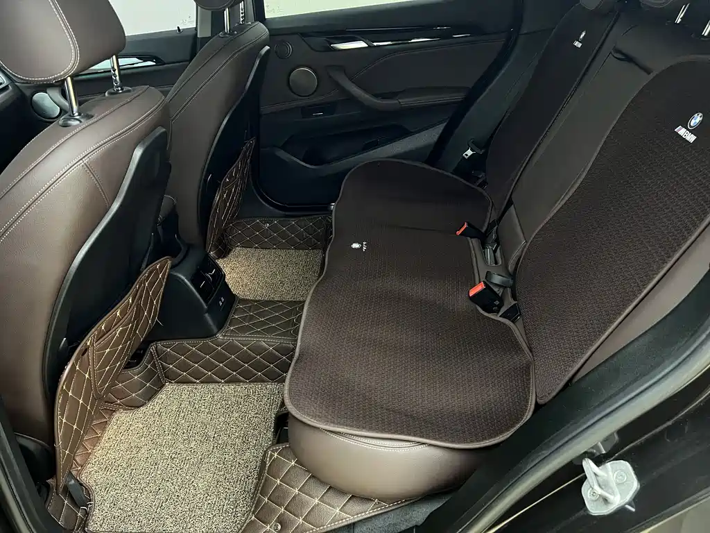 BMW X1 — миниатюра 7