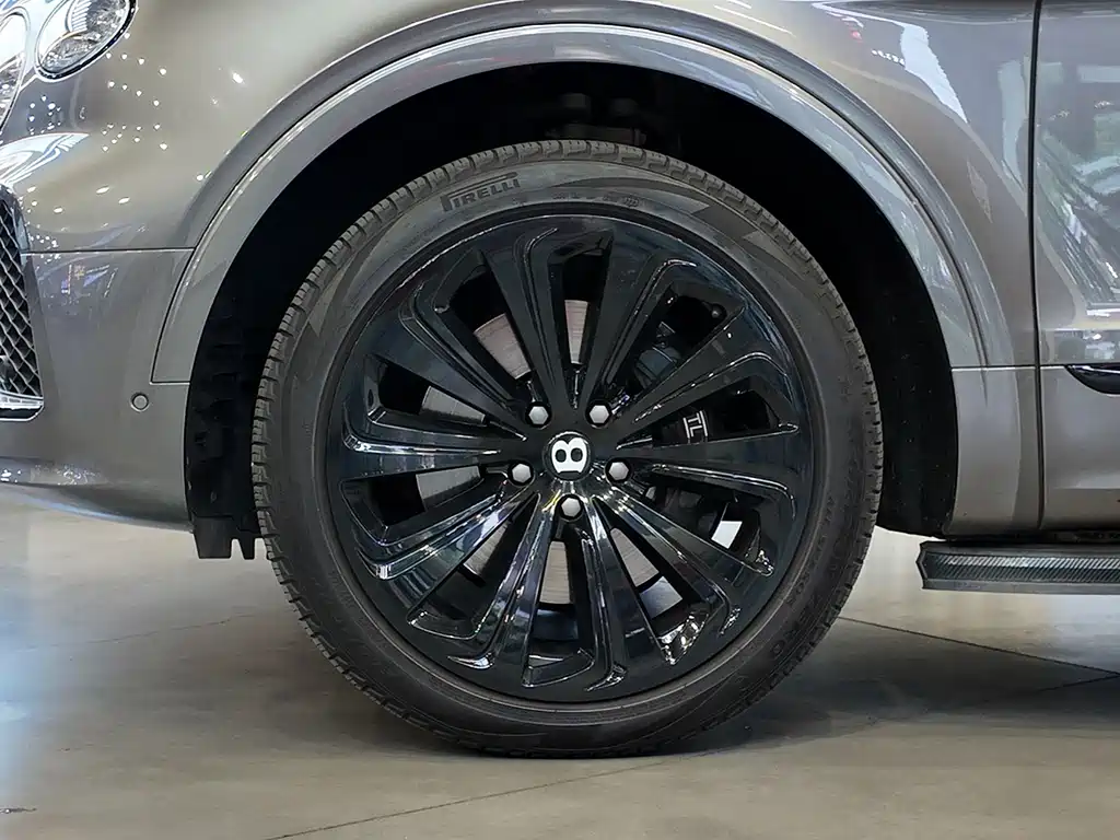 Bentley Bentayga 2021 4.0T V8
