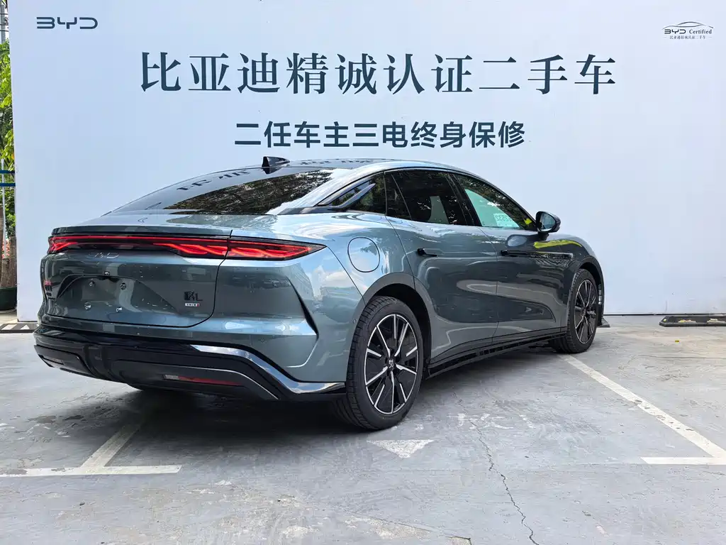 BYD Han L 2025 DM-i 200KM Flagship
