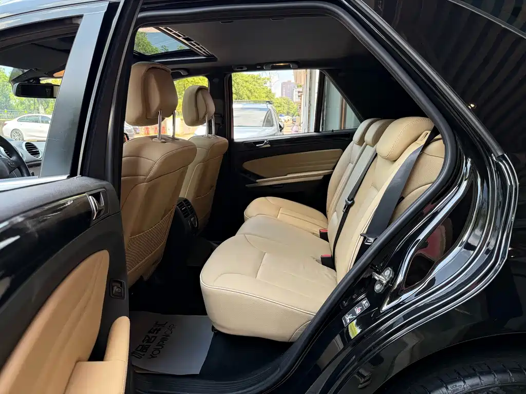 Mercedes-Benz M-Class — миниатюра 20