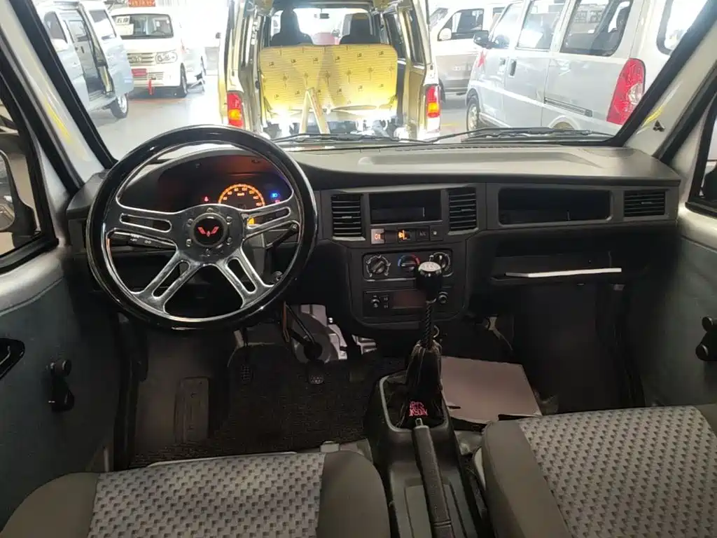 Wuling Zhiguang — миниатюра 10