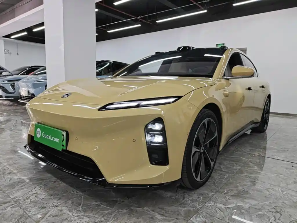 NIO ET5