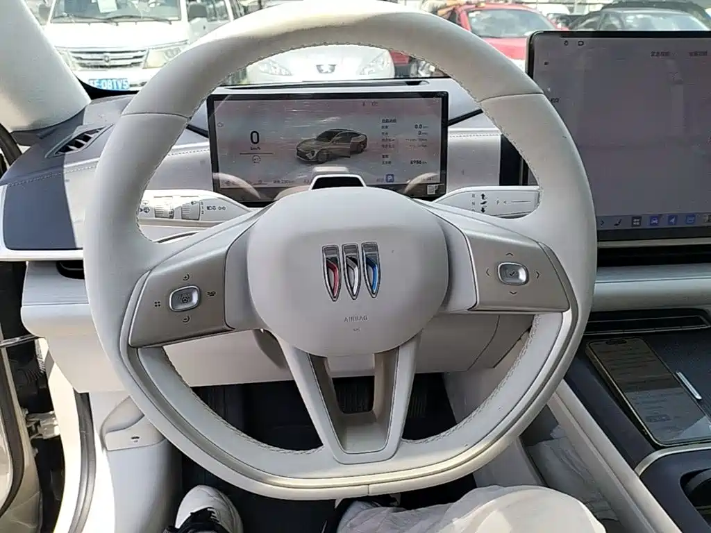 Buick Electra L7 — миниатюра 11