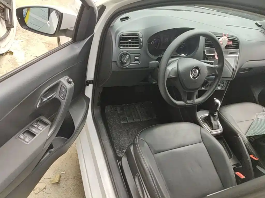Volkswagen Polo — миниатюра 16