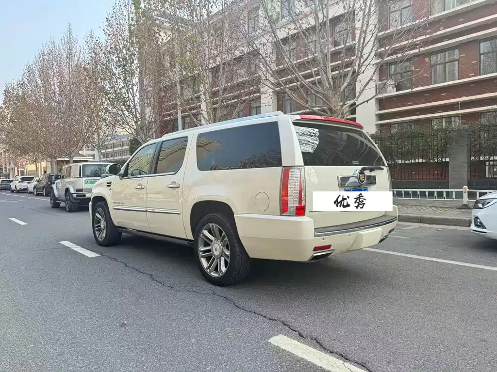 CADILLAC ESCALADE ESCALADE