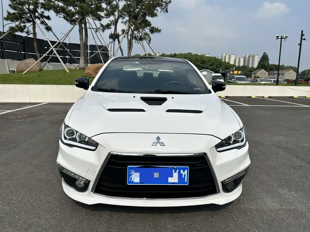 Mitsubishi Lancer EX — миниатюра 2