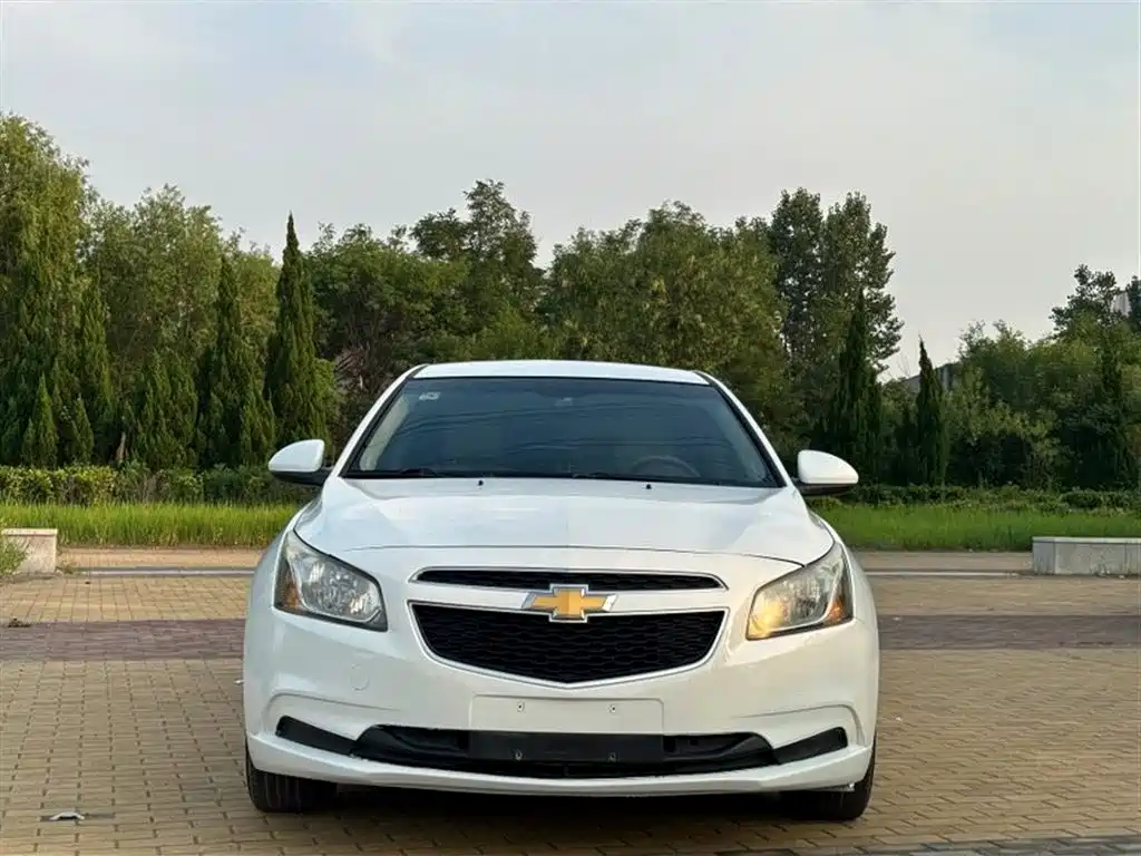 Chevrolet Cruze 2015 1.5L SL MT