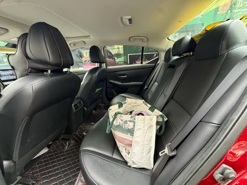 Nissan Sylphy — миниатюра 7