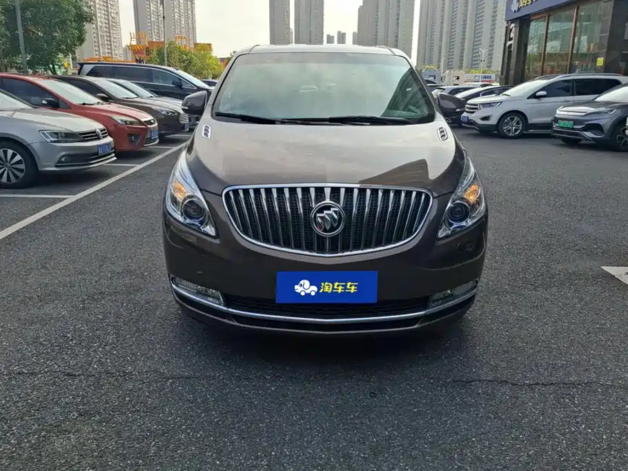 Buick GL8 — миниатюра 2