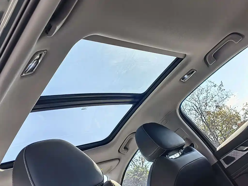 GEELY AUTOMOBILE XINGRUI