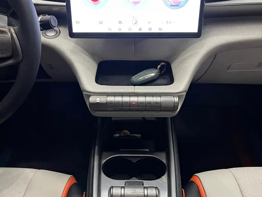 BYD Dolphin — миниатюра 6