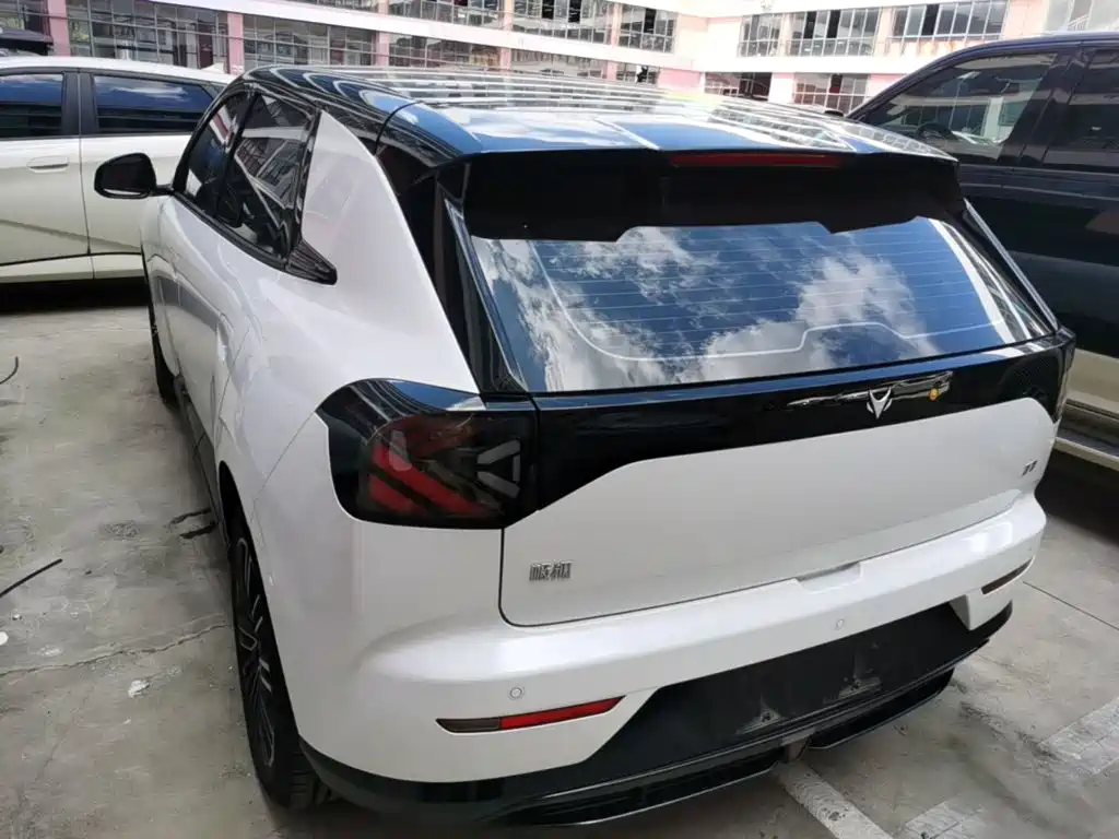ARCFOX Beta T1 — миниатюра 5