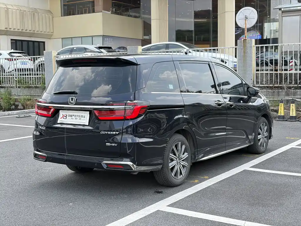 Honda Odyssey — миниатюра 6