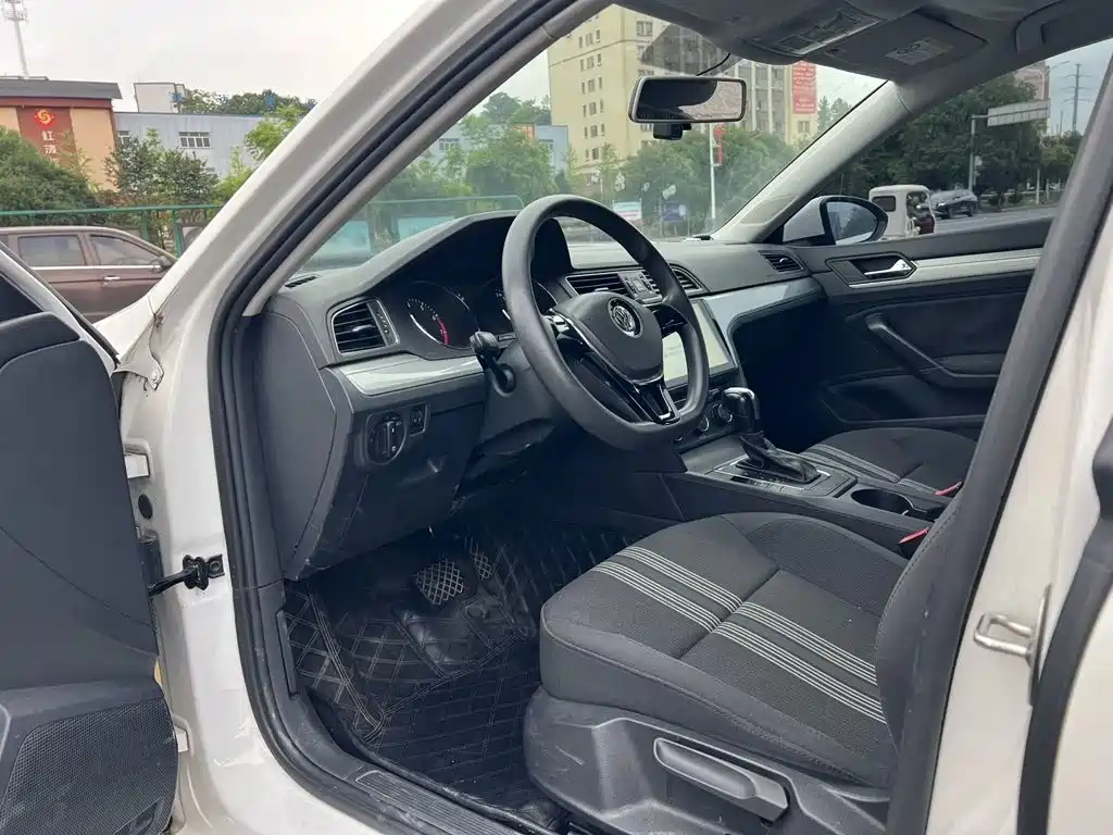 Volkswagen Lamando — миниатюра 9