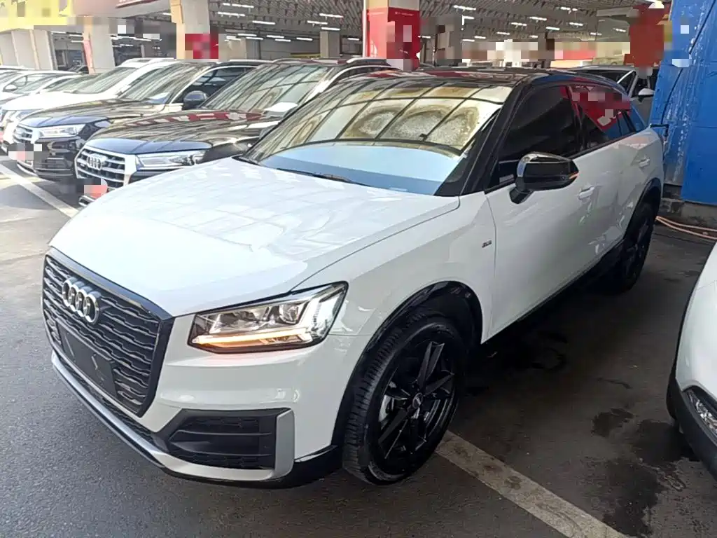 Audi Q2L — миниатюра 2