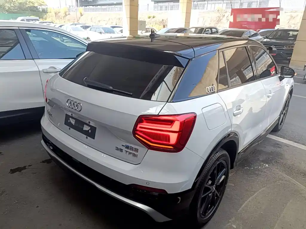 Audi Q2L — миниатюра 7