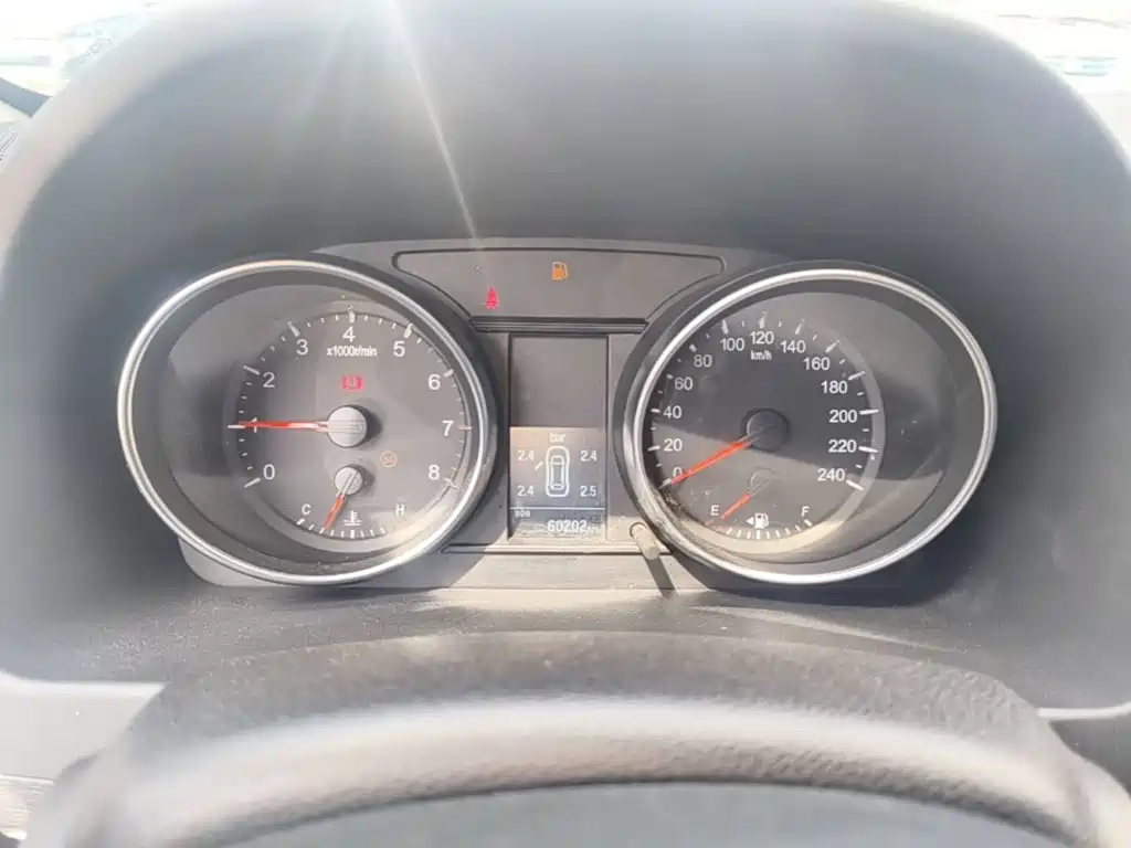 Haval M6 — миниатюра 12