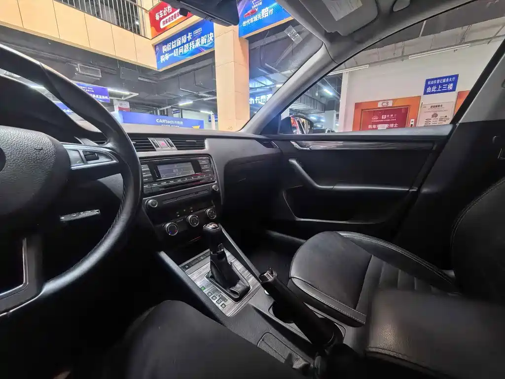 Skoda Octavia — миниатюра 4