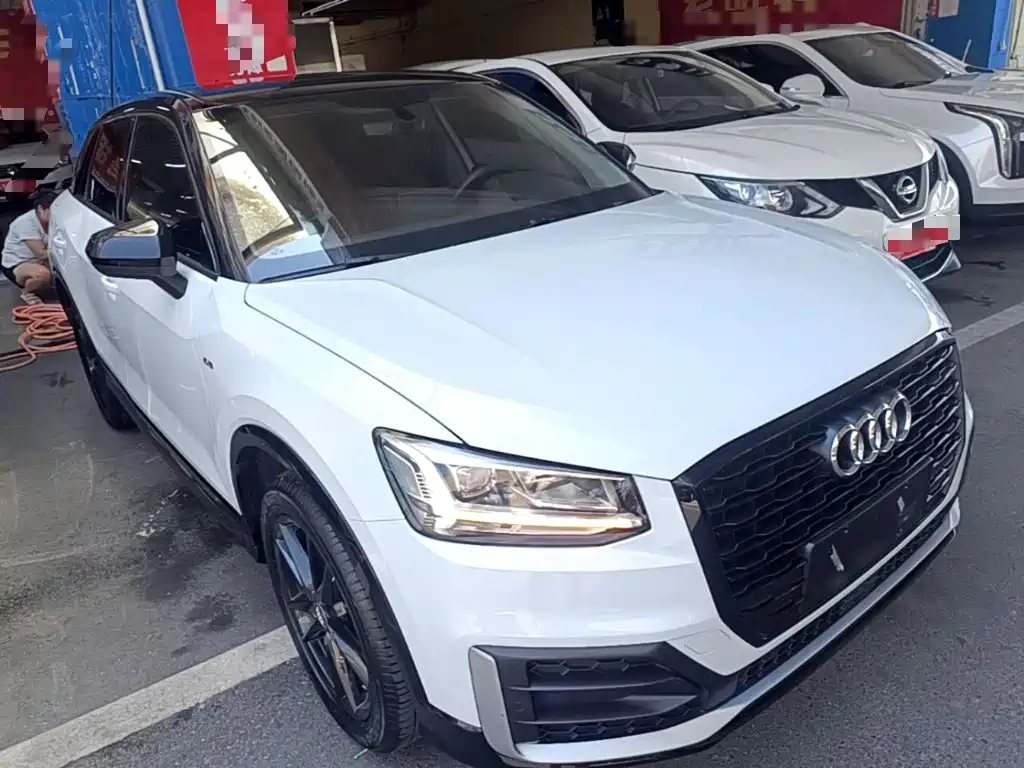 Audi Q2L — миниатюра 4