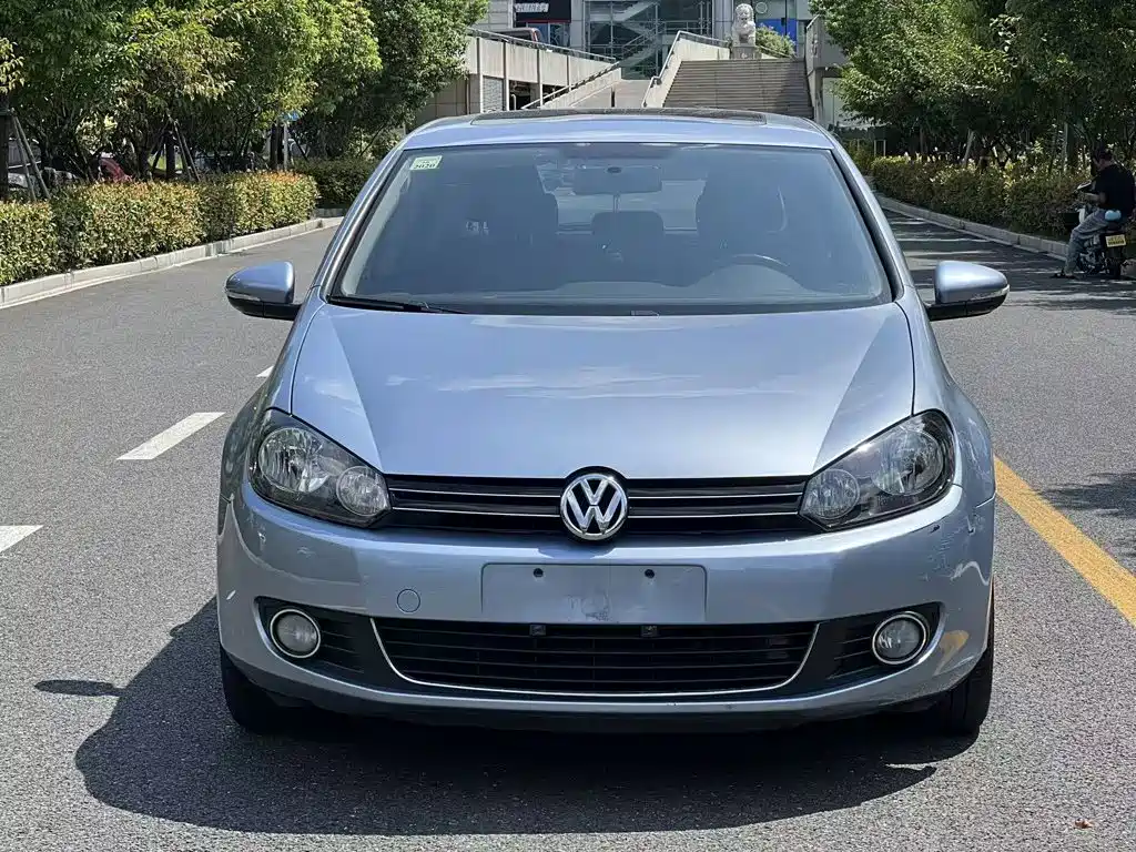 Volkswagen Golf — миниатюра 2