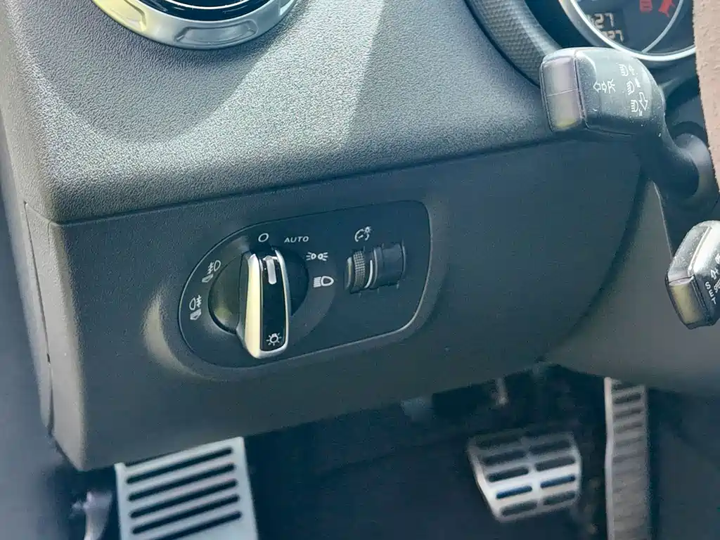 Audi TT TT Coupe 2.0TFSI quattro, фото 14