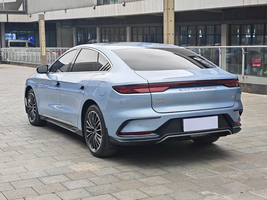 BYD Han 2023 DM-i Champion 121KM Premium