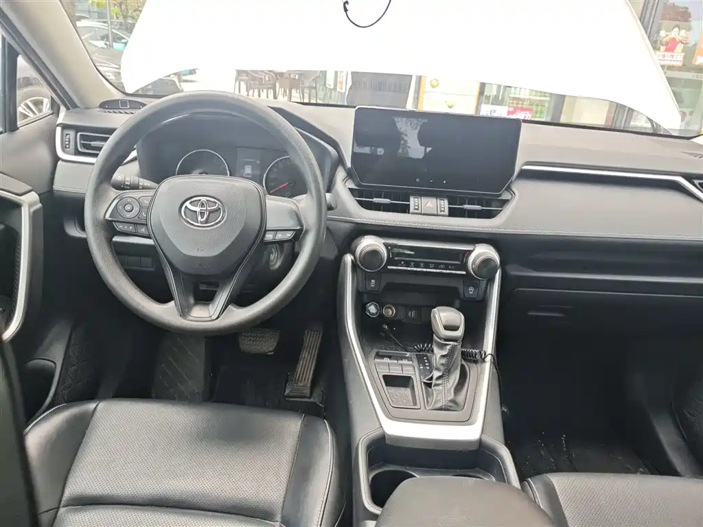 Toyota Wildlander — миниатюра 6