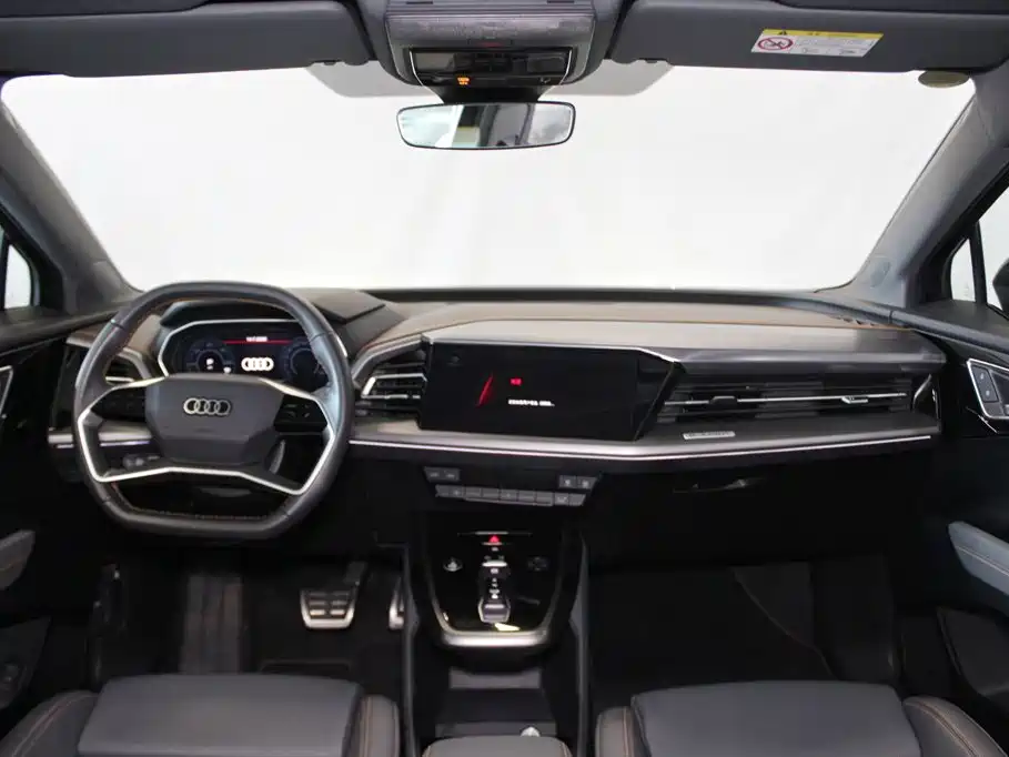 Audi Q4 e-tron — миниатюра 9