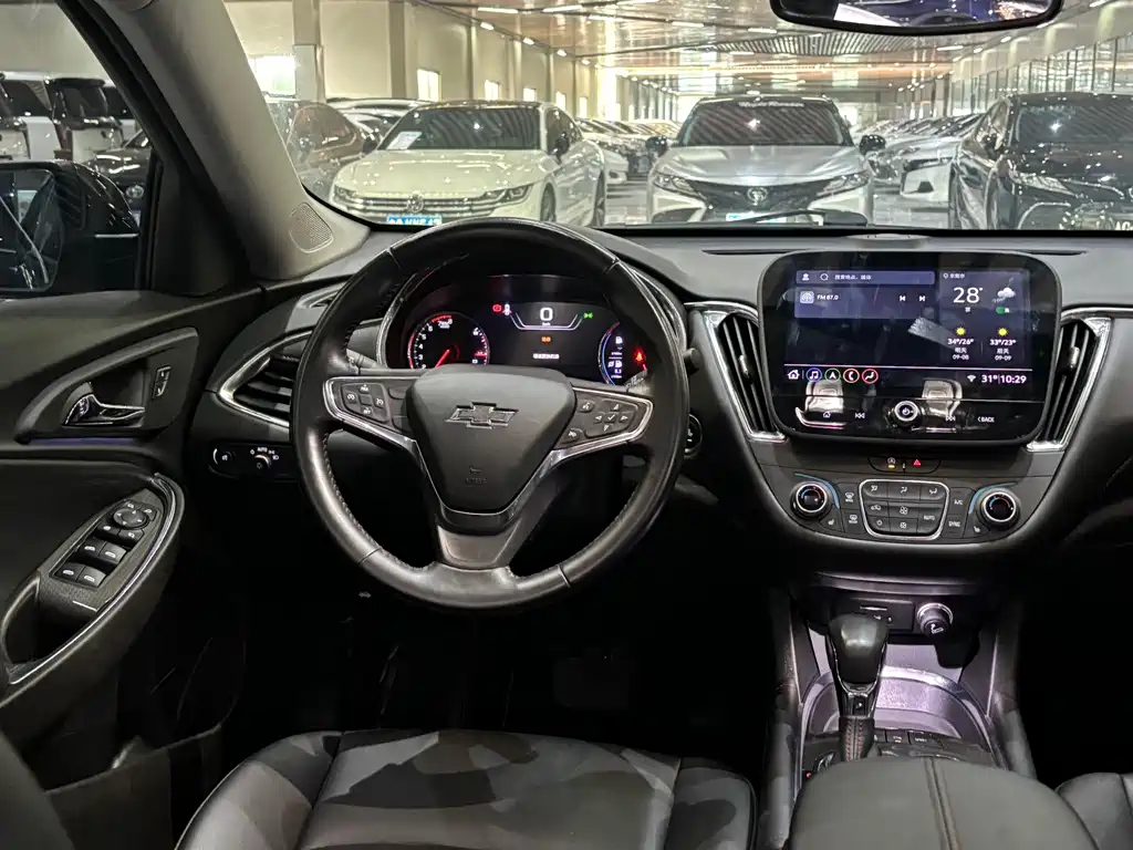 Chevrolet Malibu XL — миниатюра 12