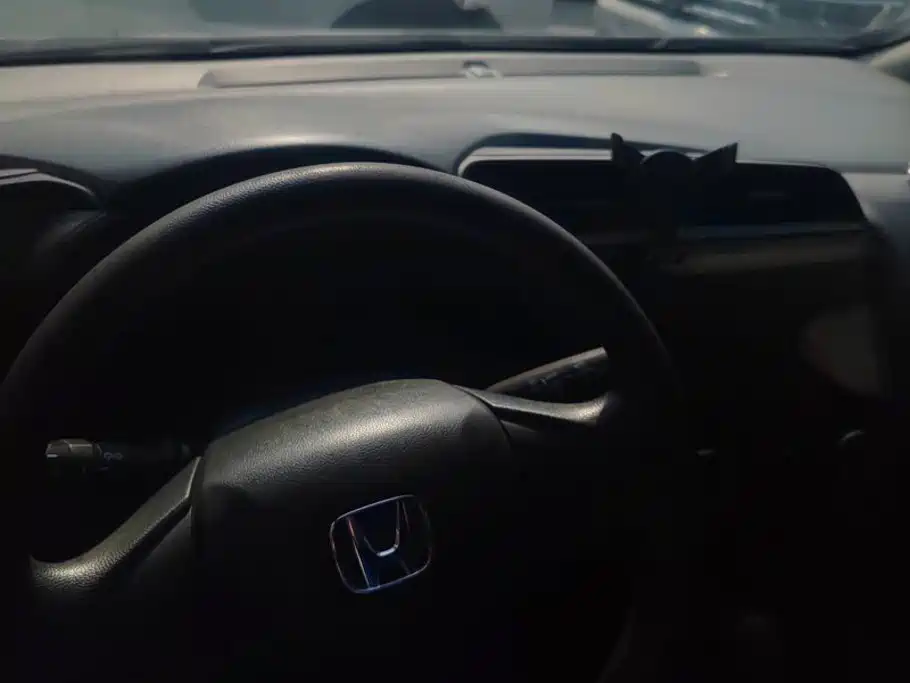 Honda Fit — миниатюра 12
