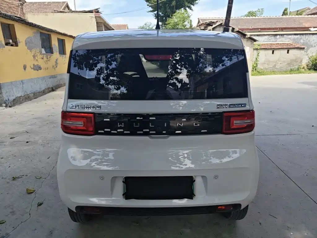Wuling MINIEV — миниатюра 6