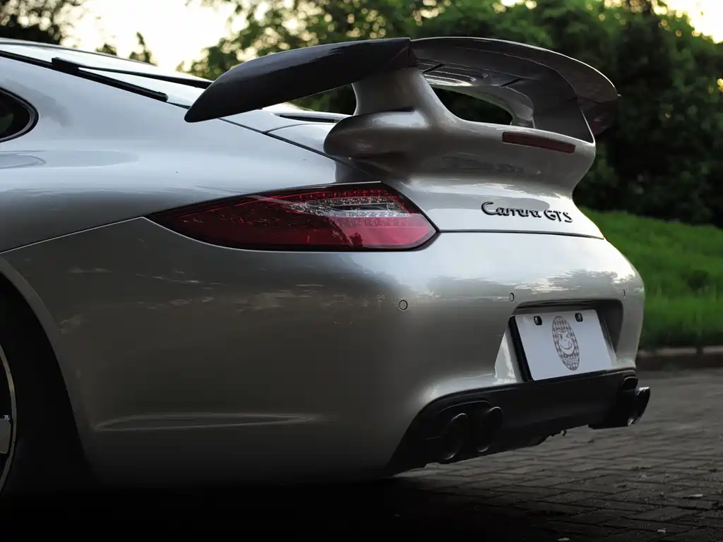 Porsche 911 2010 Carrera S 3.8L