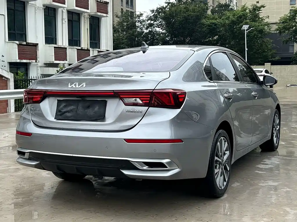 Kia K3 - фото 13