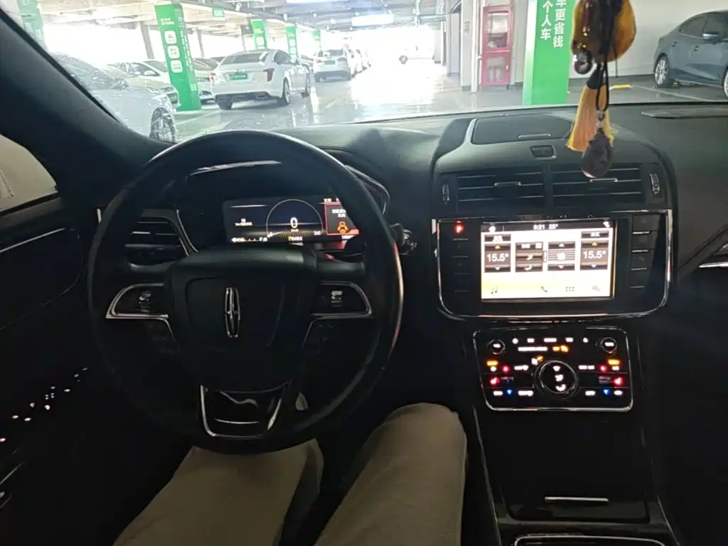 Lincoln Continental — миниатюра 5