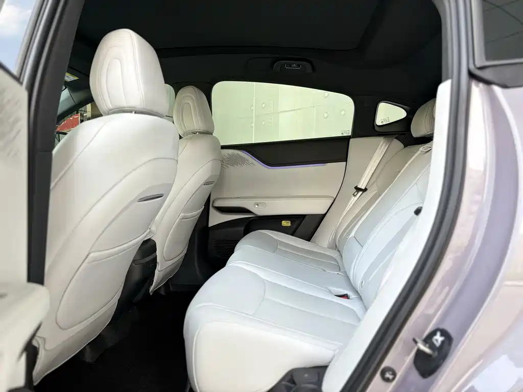 XPeng G6 — миниатюра 6