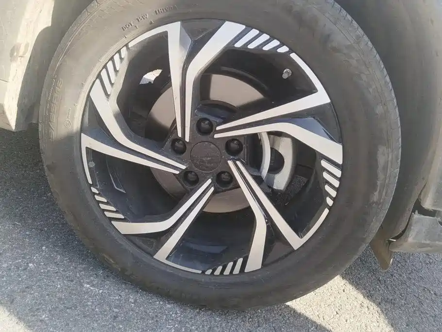 Geely Boyue — миниатюра 6