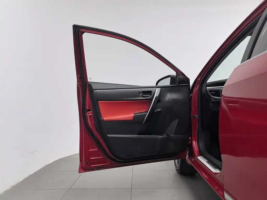 Toyota Corolla — миниатюра 8