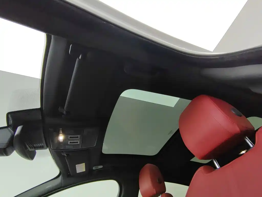 Jaguar XFL — миниатюра 14