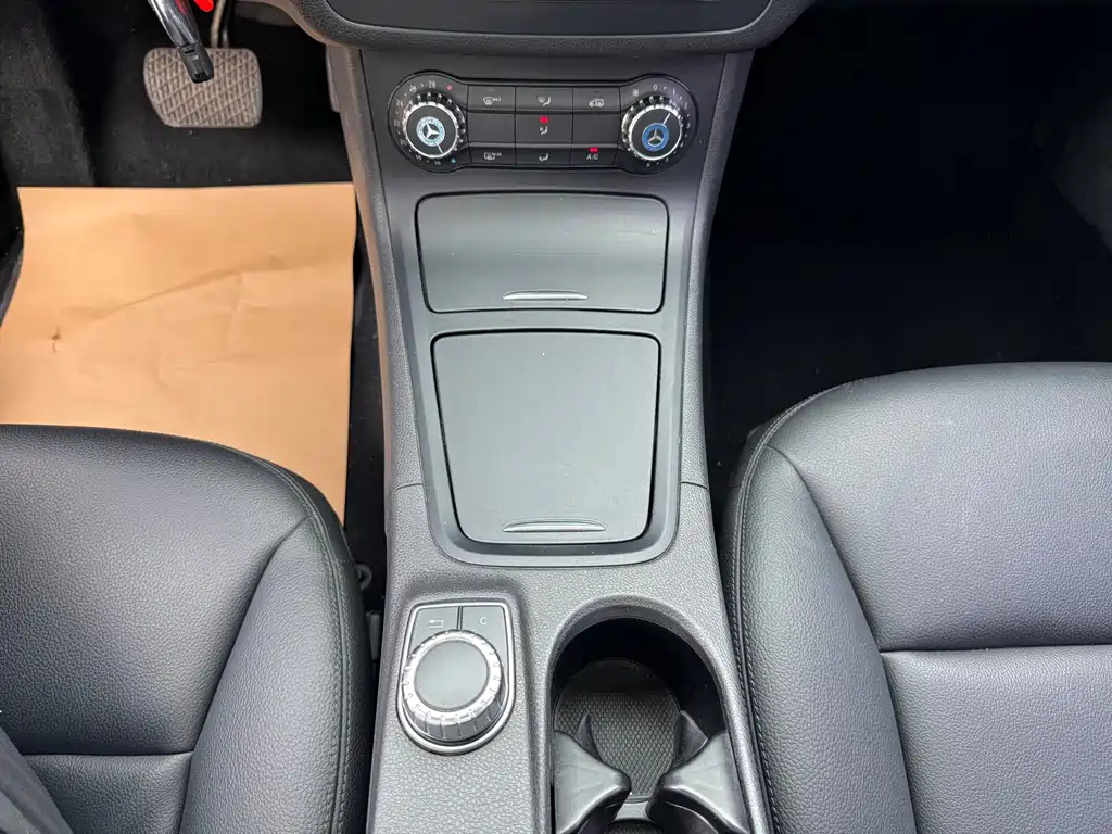 Mercedes-Benz B-Class — миниатюра 16