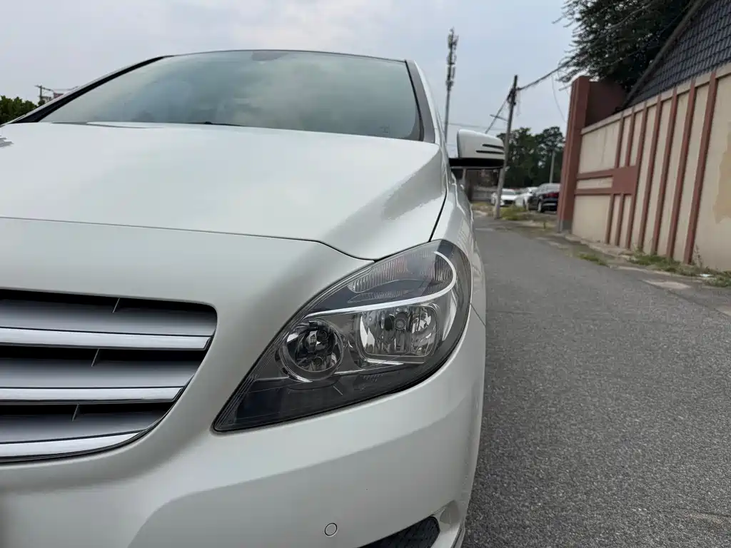 Mercedes-Benz B-Class — миниатюра 23