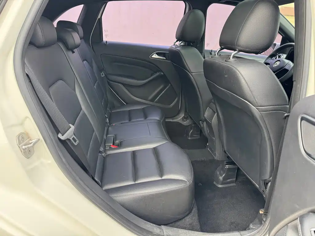 Mercedes-Benz B-Class — миниатюра 21
