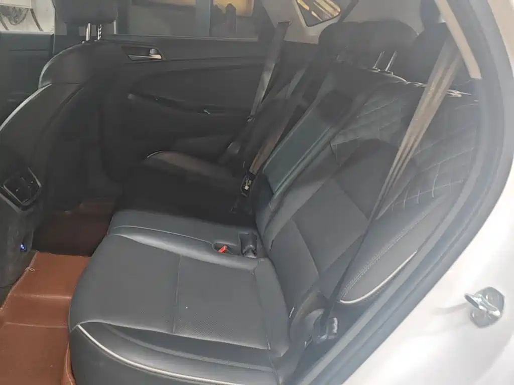 Hyundai Tucson — миниатюра 17