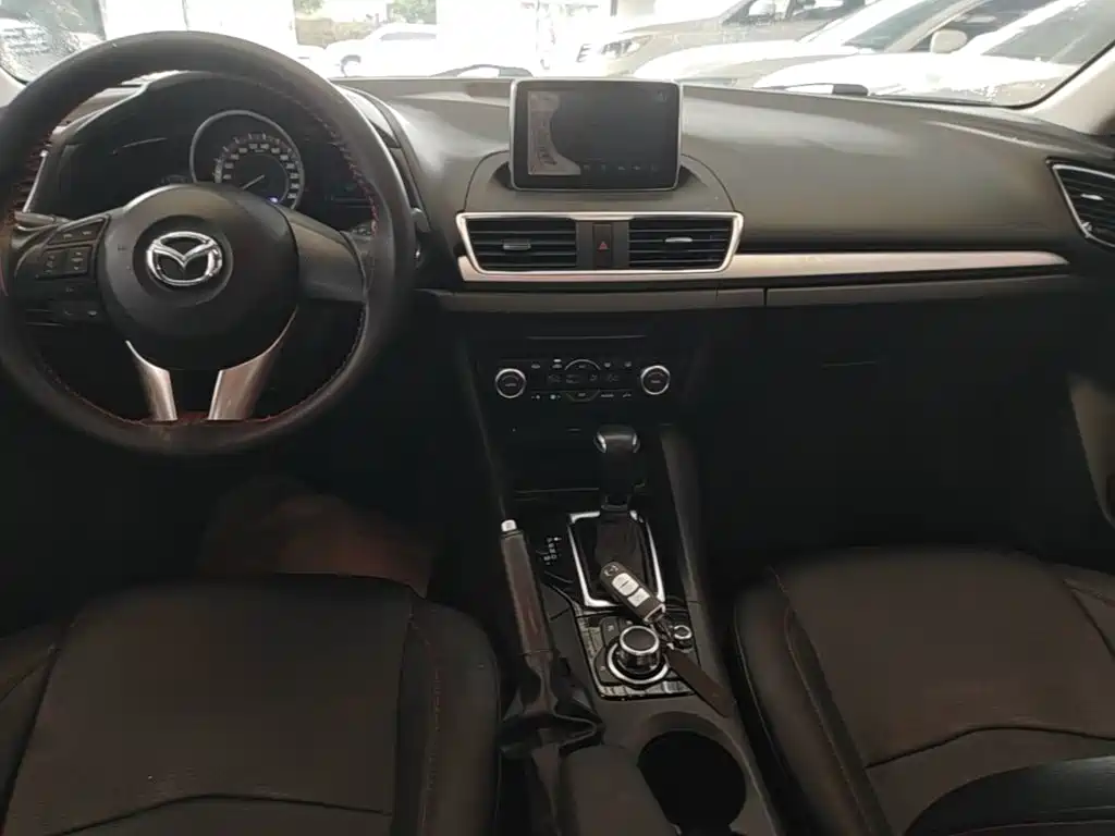 Mazda 3 Axela — миниатюра 14